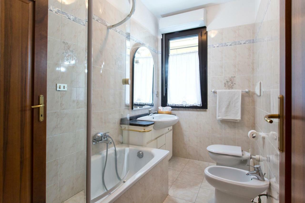 A Due Passi Dal Lido Apartment Alghero Bagian luar foto